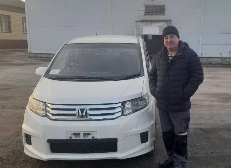 Honda Freed Spice 2011